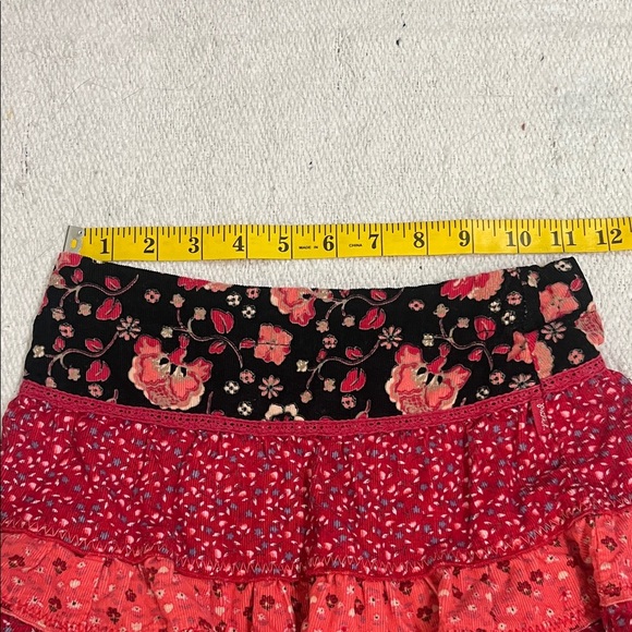 Pumpkin Patch Floral Tiered Skirt - Red and Black - Picture 4 of 4